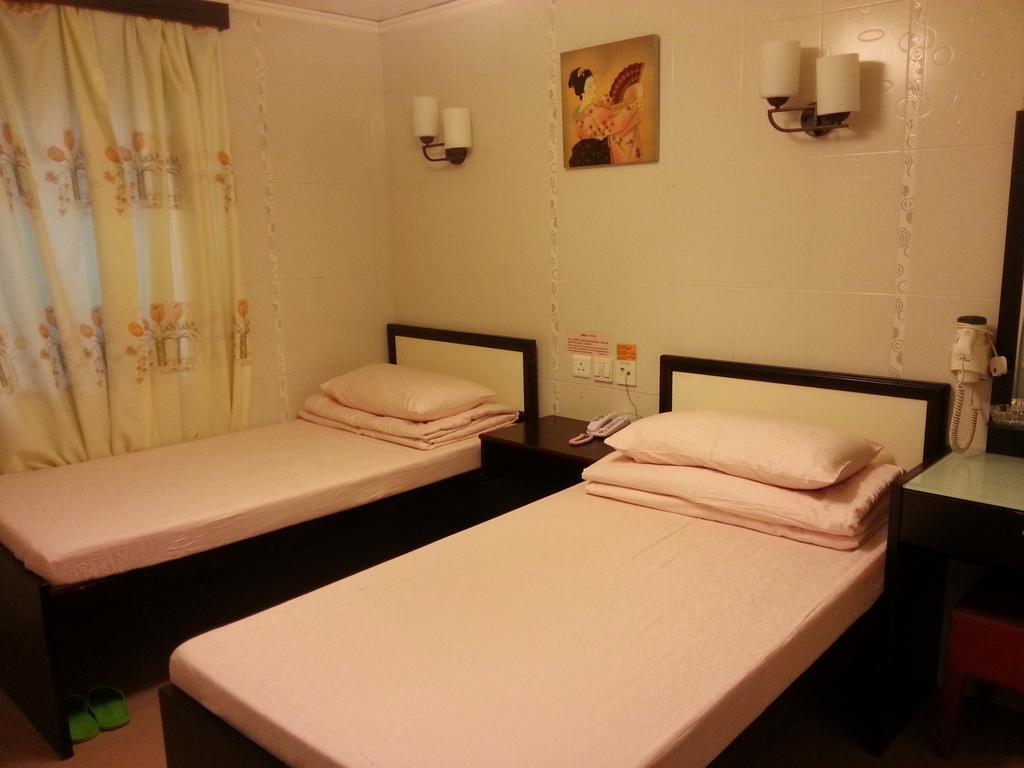 Dragon Hotel Tsim Sha Tsui  Zewnętrze zdjęcie